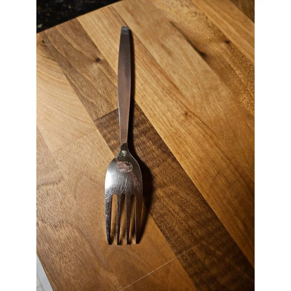Vintage Everbrite Premier Stainless EVS13 Dinner Fork Textured Leaf Silverware